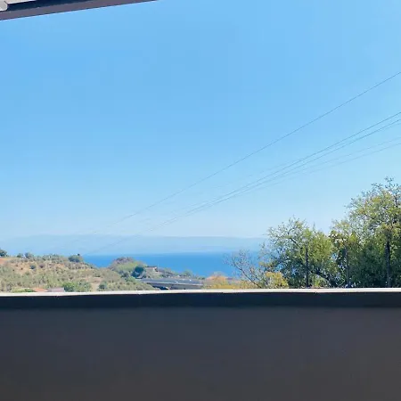 Agata شقة سانتا تيريزا دي ريفا